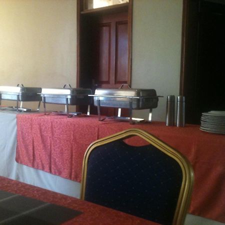 Westcliff Hotel Lira Exterior photo
